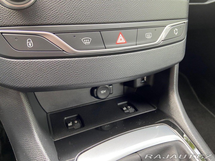 Peugeot 308 1.2PT 96kw 2020