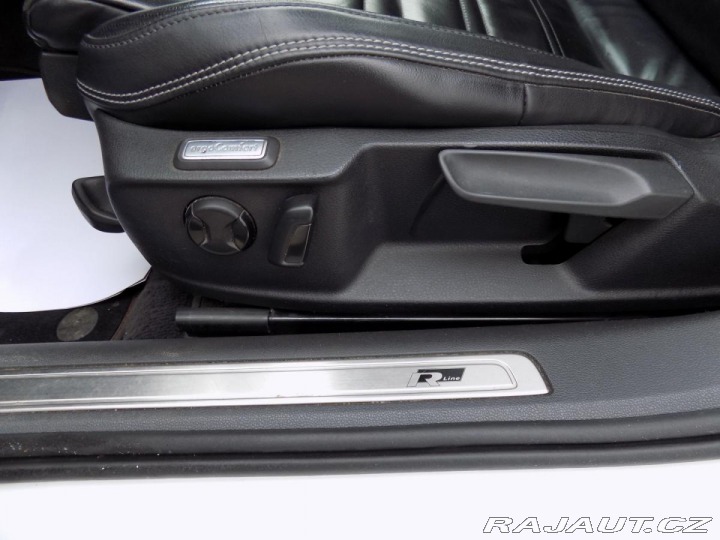Volkswagen Passat 2.0TDI/R-Line/Pano/DSG/LE 2017