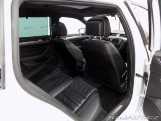 Volkswagen Passat 2.0TDI/R-Line/Pano/DSG/LE 2017