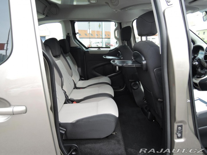 Peugeot Partner Tepee 1,6 eHDi Family Panorama 2012