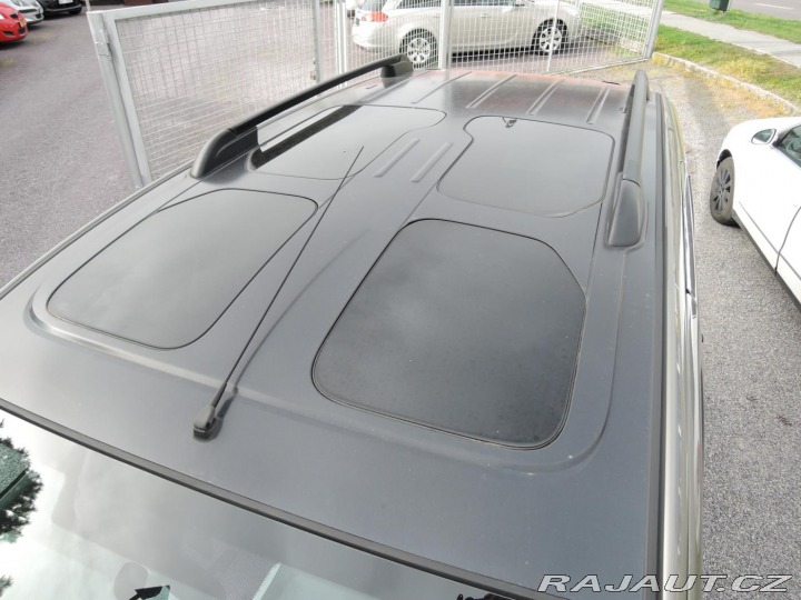 Peugeot Partner Tepee 1,6 eHDi Family Panorama 2012