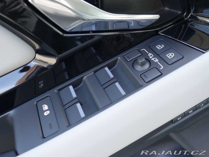 Land Rover Range Rover Evoque 2,0 D165 *BLACK FRIDAY* 2024