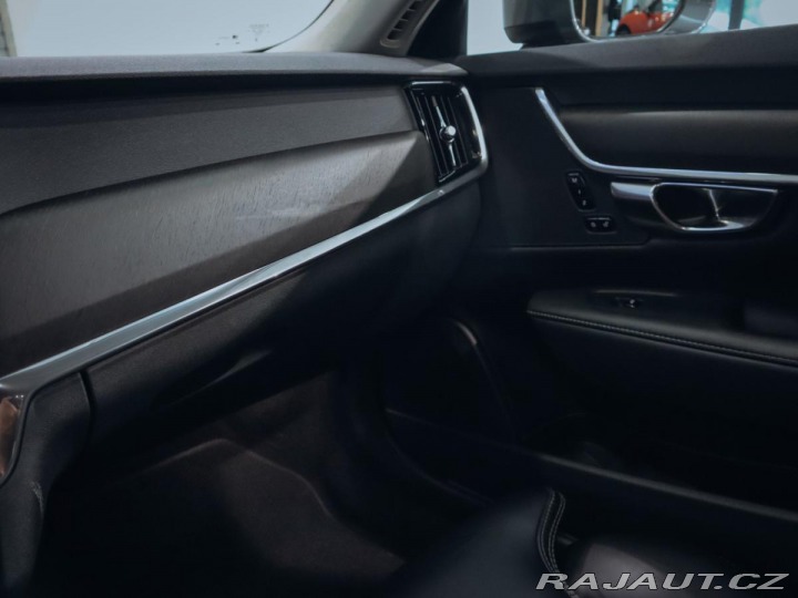Volvo V90 D5 Cross Country 173 kW 2019