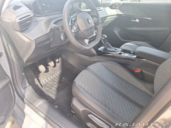 Peugeot 208 ALLURE 1.2 PT 100K MAN6 2025