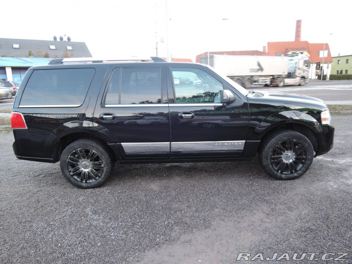 Lincoln Navigator 5,4i V8 24V Aut. LPG 7.mí 2007