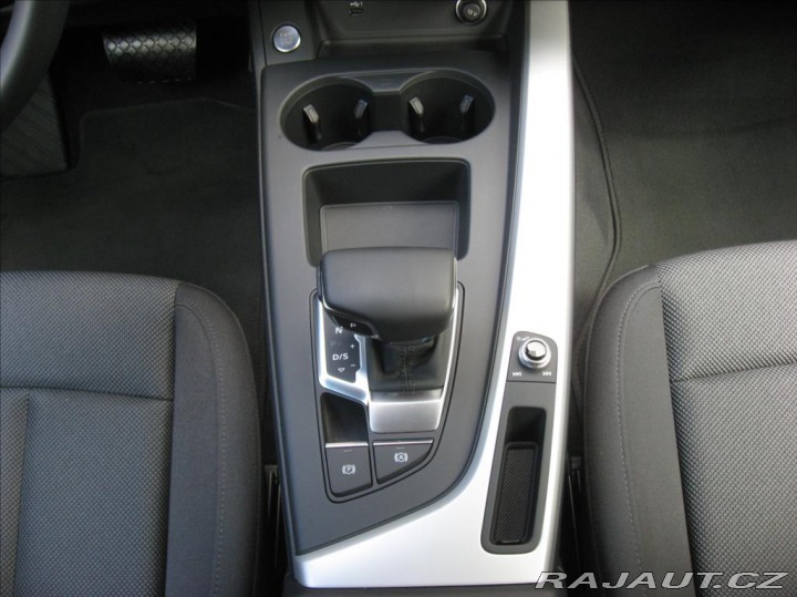 Audi A4 2,0 35 TFSI 150PS Gravit 2021