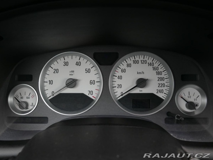 Opel Astra 2,2i Cabrio REZERVACE 2004