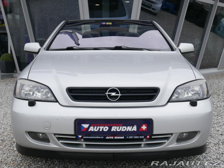 Opel Astra 2,2i Cabrio REZERVACE 2004