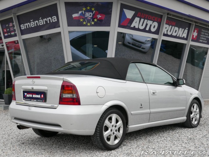 Opel Astra 2,2i Cabrio REZERVACE 2004