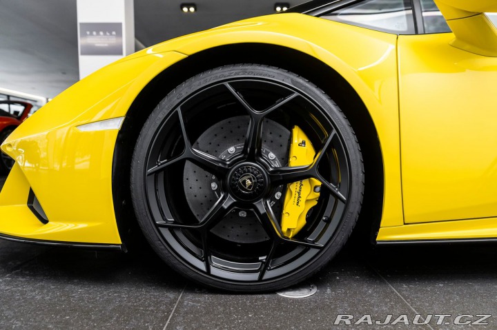 Lamborghini Huracán EVO Spyder 1800