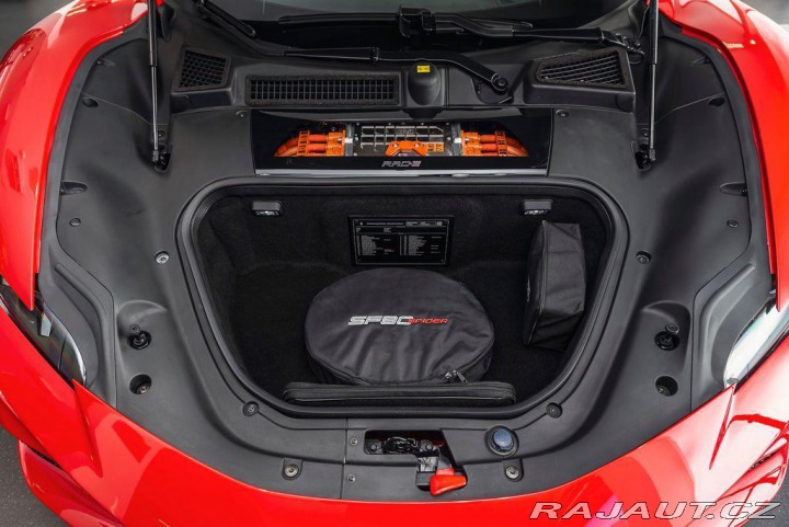 Ferrari SF90 Spider/Lift/Carbon/JBL 1800