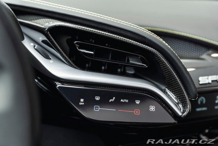 Ferrari SF90 Spider/Lift/Carbon/JBL 2024
