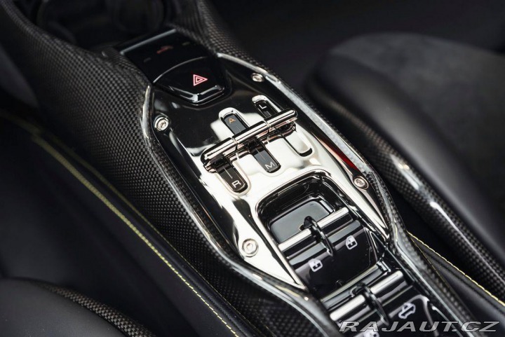 Ferrari SF90 Spider/Lift/Carbon/JBL 2024