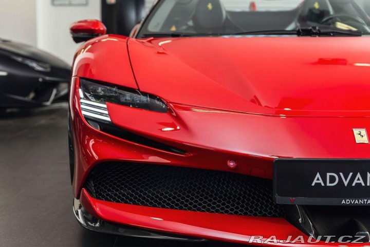 Ferrari SF90 Spider/Lift/Carbon/JBL 1800