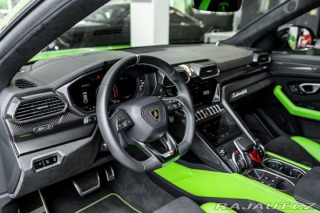 Lamborghini Urus Akrapovič/Carbon 2022