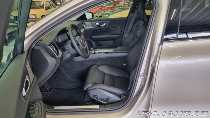 Volvo V60 B4 2.0L 197+14 HP AT7 FWD 2025