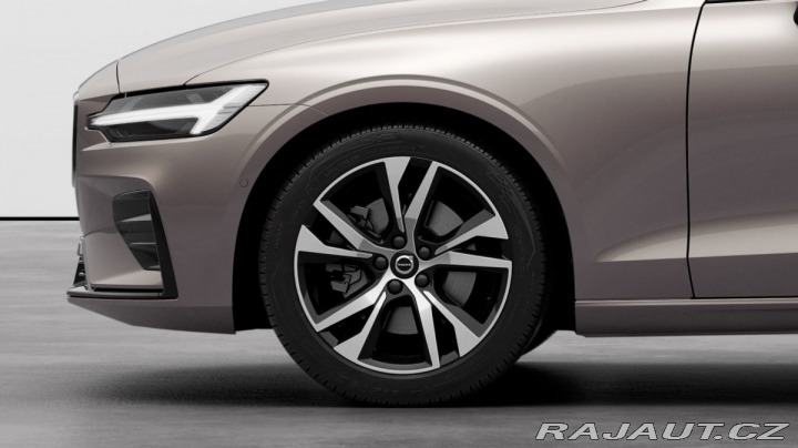 Volvo V60 B4 2.0L 197+14 HP AT7 FWD 2025