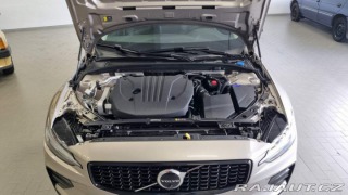 Volvo V60 B4 2.0L 197+14 HP AT7 FWD 2025