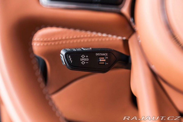 Bentley Bentayga V8/Naim/Entertainment/Pan 1800