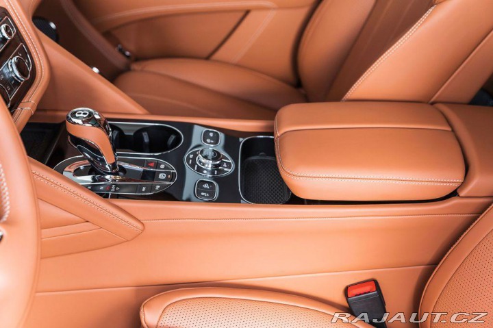 Bentley Bentayga V8/Naim/Entertainment/Pan 1800