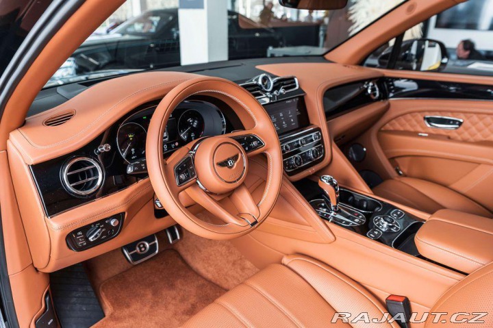 Bentley Bentayga V8/Naim/Entertainment/Pan 1800