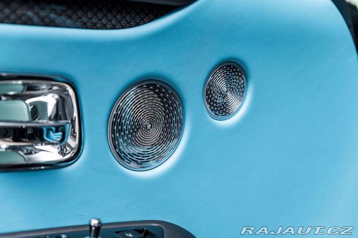 Rolls Royce Ghost Black Badge / Skladem 1800