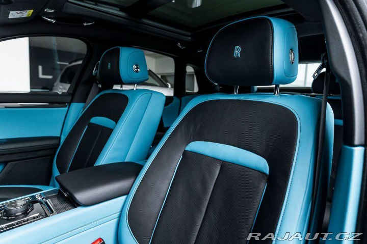 Rolls Royce Ghost Black Badge / Skladem 1800