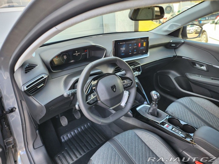 Peugeot 208 ALLURE 1,2 PT 100k M6 2025