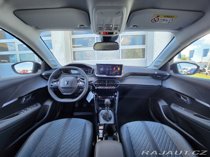 Peugeot 208 ALLURE 1,2 PT 100k M6 2025