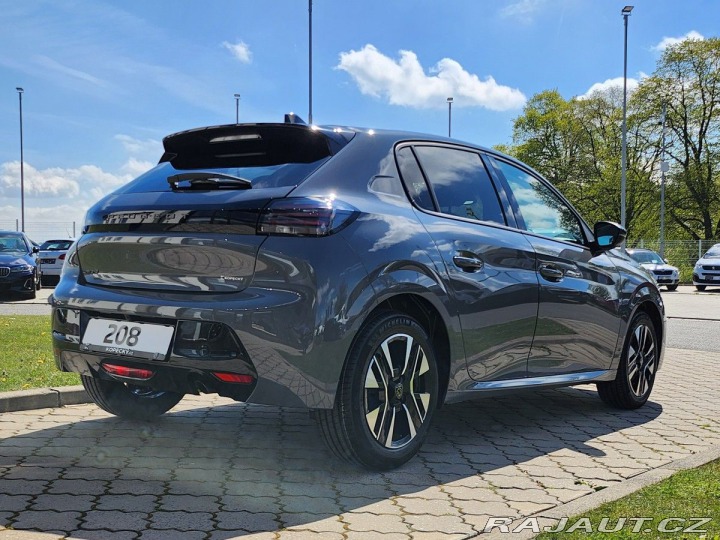 Peugeot 208 ALLURE 1,2 PT 100k M6 2025