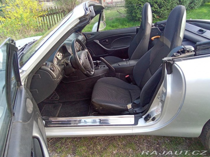 Mazda MX-5 1.6i, KABRIOLET 2002