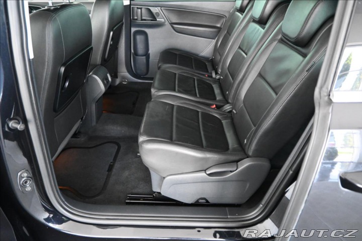 Volkswagen Sharan 2,0 TDi 103kW Highline Zá 2014