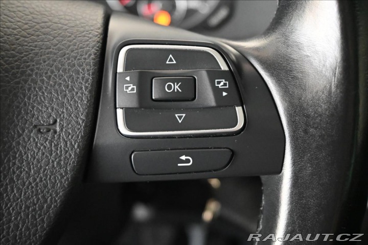 Volkswagen Sharan 2,0 TDi 103kW Highline Zá 2014