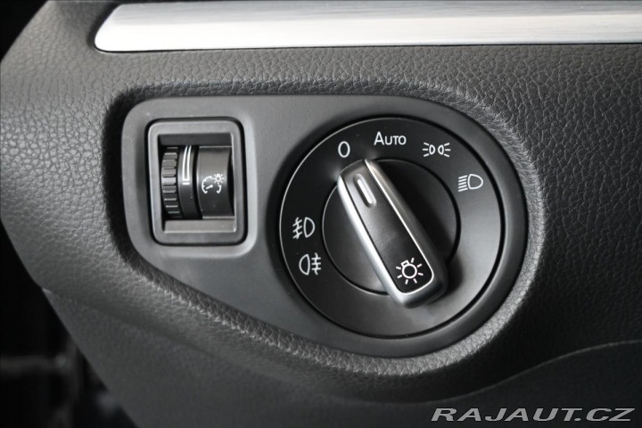Volkswagen Sharan 2,0 TDi 103kW Highline Zá 2014