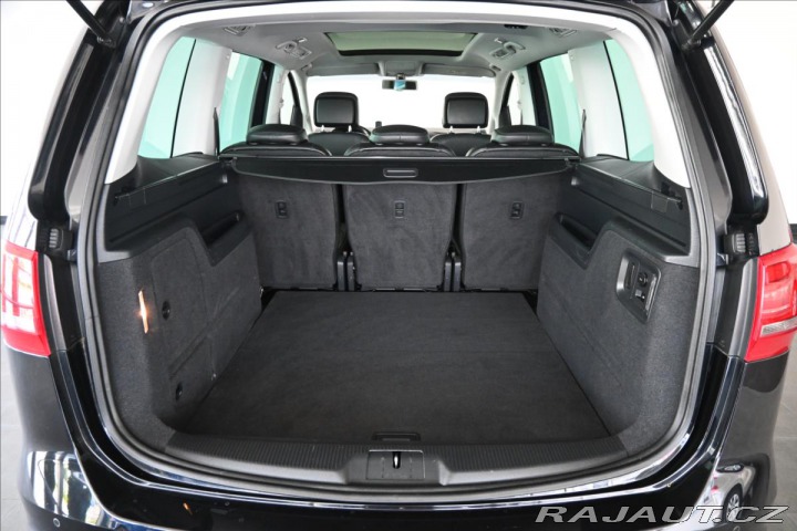 Volkswagen Sharan 2,0 TDi 103kW Highline Zá 2014