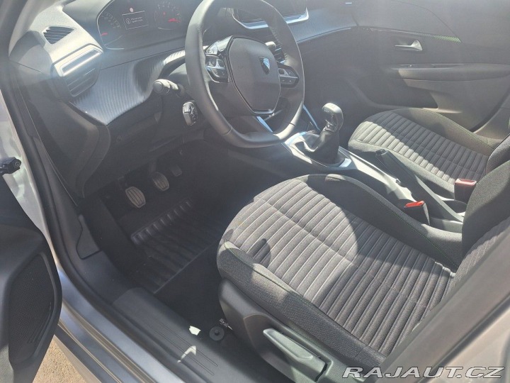 Peugeot 208 SYTLE 1.2 PT 100K MAN6 2025
