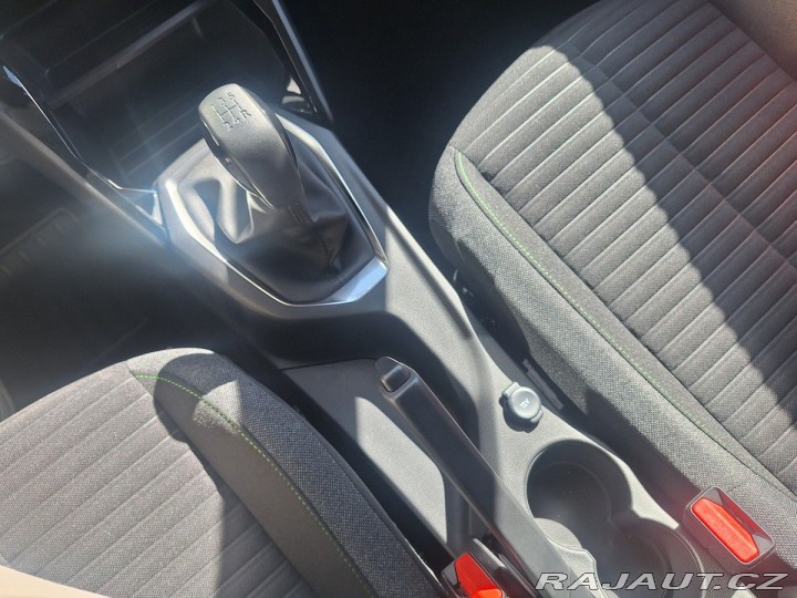 Peugeot 208 SYTLE 1.2 PT 100K MAN6 2025