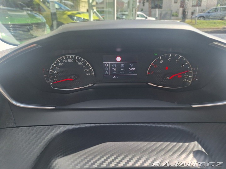 Peugeot 208 SYTLE 1.2 PT 100K MAN6 2025
