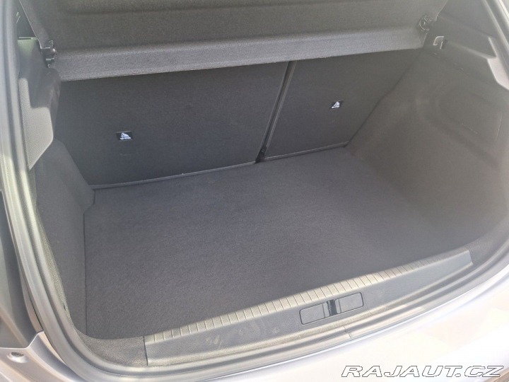 Peugeot 208 SYTLE 1.2 PT 100K MAN6 2025