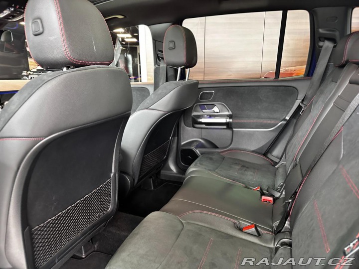 Mercedes-Benz GLB 200 4MATIC 2023