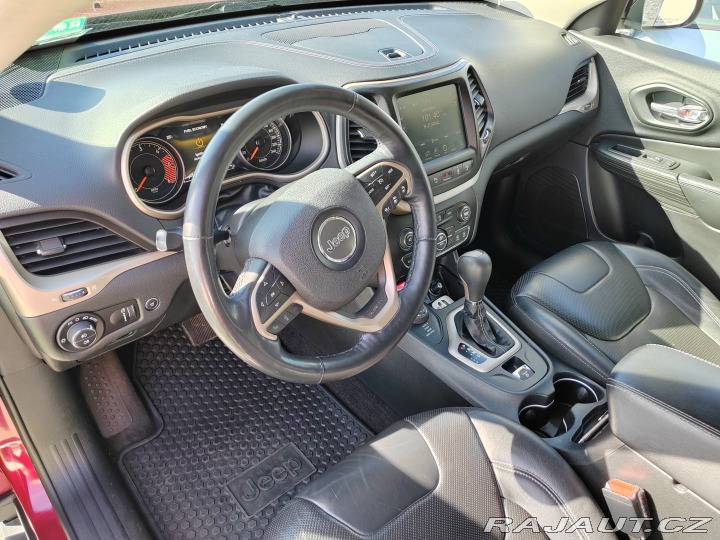 Jeep Cherokee Limited 2.2D 200k 4WD 9AT 2015