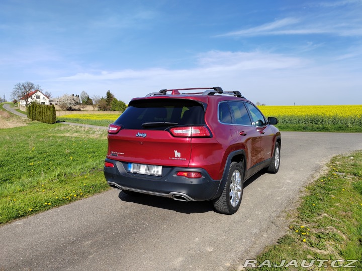 Jeep Cherokee Limited 2.2D 200k 4WD 9AT 2015