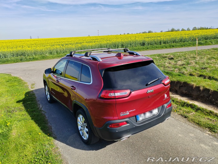 Jeep Cherokee Limited 2.2D 200k 4WD 9AT 2015