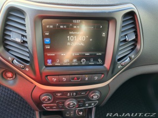 Jeep Cherokee Limited 2.2D 200k 4WD 9AT 2015