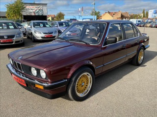 BMW 3 2.7 325e 112.356km! Plná