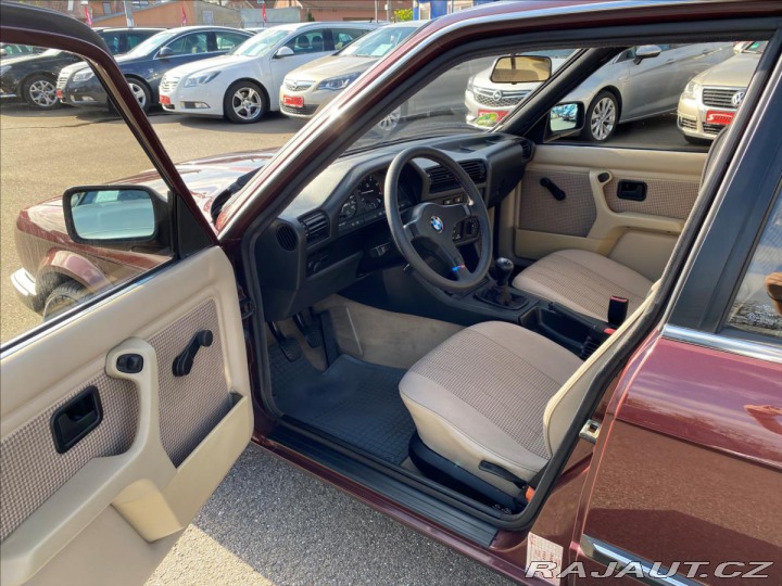 BMW 3 2.7 325e 112.356km! Plná 1987