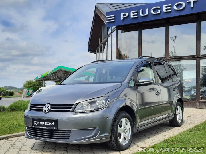 Volkswagen Touran 1,6 TDI 105K 7.Míst 2012