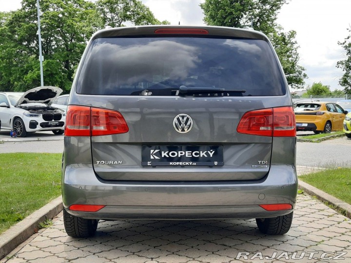 Volkswagen Touran 1,6 TDI 105K 7.Míst 2012