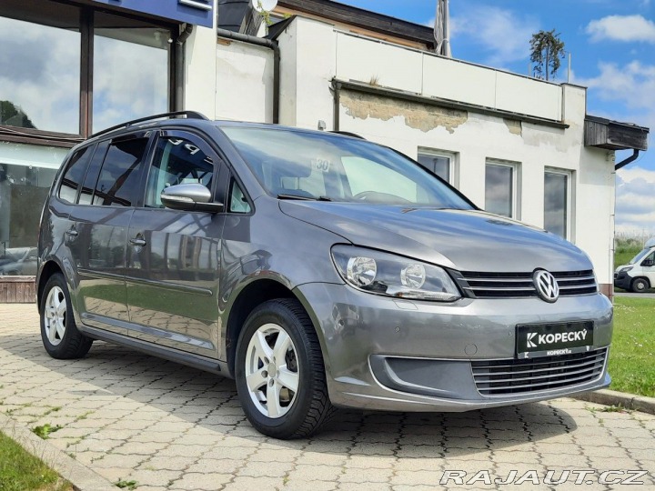 Volkswagen Touran 1,6 TDI 105K 7.Míst 2012