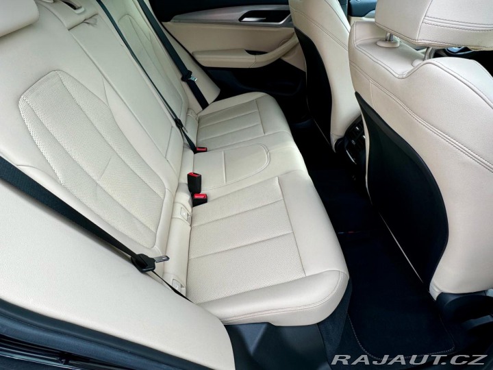 BMW X3 20d,HeadUp,19,el.se 2023